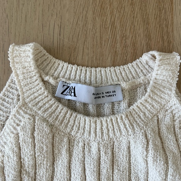 OPENWORK KNIT HALTER TOP Size S - Picture 2 of 5